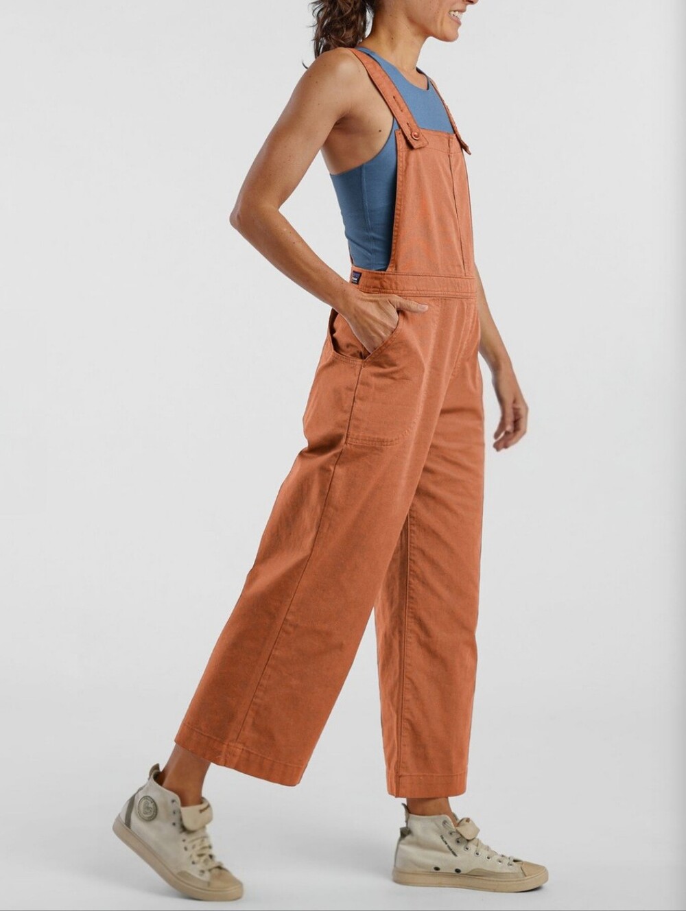 Patagonia Stand Up Cropped Overalls Orange Organic Cotton Utility Summer Sz 2 - Picture 2 of 16